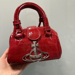 Bolsos de diseñador para mujer, bolsos Vintage Saturn, Mini bolso cruzado con patrón de cocodrilo, bolsos de charol, colores negro y rojo