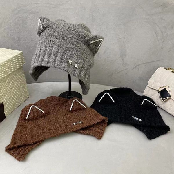 Bonnets de styliste pour femmes, nouveau chapeau chaud et mignon, tricoté en laine, oreilles de chat, strass, chapeau de protection des oreilles, automne et hiver