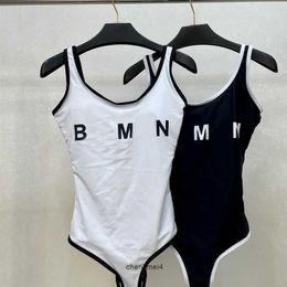 Femmes designer bikinis maillots de bain ensembles de baignade de baignade de bain pour femmes de maillot de bain bikini de luxe de maillot de bain plage usage sexy.