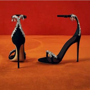 Vrouwenontwerper Zwarte sandalen schoenen Sexy enkelband Rhinestone hoge hak sandaal bruiloftschoen worden geleverd met doos 221m