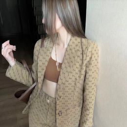 Femmes designer Blazer Jacket Coat Vêtements Double Lettres Spring Nouveau pantalon Tops Sortie