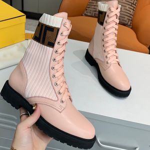 Femmes Designer Bottes Baskets Chaussures Silhouette Bottine Martin Bottines Stretch Talon Haut Et Bottes Plates Sneaker Hiver Femmes Tricot Et Botte En Cuir