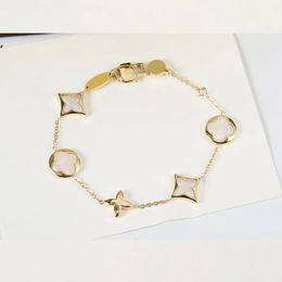 Bracelet de créateur de luxe pour femmes, breloque en diamant, pendentif lettre tendance, accessoires de bijoux en or, 145990