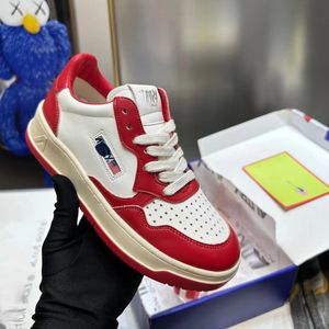 Femmes chaussures de créateur décontractées marque chaussures blanches en cuir véritable rétro blanc baskets uniques chaussures de sport décontractées