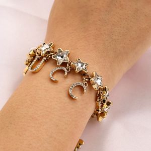 Femmes Designer Charm Bracelets Top Qualité Lettres CZ Diamant Antique Or Étoiles Charmes Bijoux De Luxe
