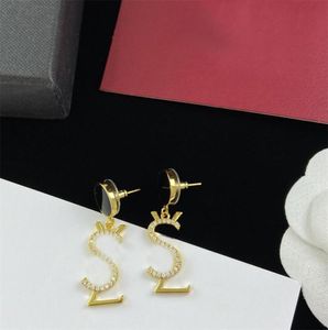 Dames Designer Oorbellen Dangle Gold Hoop Earring Stud Luxe Dames Sieraden Mode Diamanten Stud Earing Ornamenten 2302241D8435958
