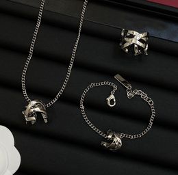 Pendientes de diseñador para mujer, collar, pulsera, latón, hueco, letra Y, colgante, conjuntos de moda de lujo sin caja