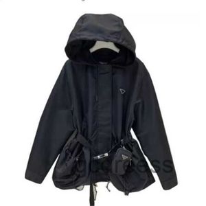 Veste à capuche pour femme coupe-vent designer de haut niveau pour femme automne et hiver veste pour femme avec ceinture lettre de mode impression vêtements de rue coupe-vent à capuche