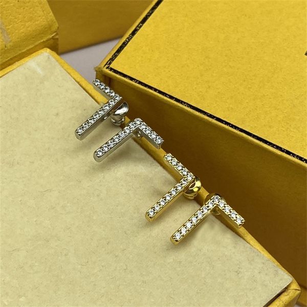 Joyería de diseñador para mujer Pendientes de marca de lujo Carta Diamante Perla Espárragos Señoras Joyería de boda Oro Plata pendiente Boucles d'oreilles