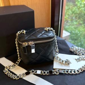 Dames Designer Mini Cosmetische Case Kofferbak Box Zakken Met Crush Gouden Bal Metalen Gematelasseerde Ketting Crossbody Schouder Klassiek Gewatteerd Tiny Vanity Outdoor Sacoche Portemonnees