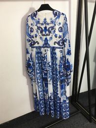 Diseñador de mujer Vestidos florales estampados Moda con volantes Flor Otoño Vestido de gasa Manga larga Vestido casual de dama Fiesta de citas Ropa de mujer