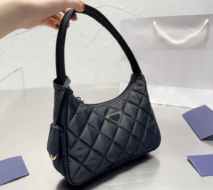 Vrouwen Designer Re-nylon Schoudertassen Handtassen luxe Teken Crossbody Tas Mode Hardware Handvat Onderarm hobo Bag