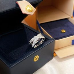 Vrouwen Designer Ring Diamond Ring Moissanite Love Rings Luxe sieraden 925 Zilveren verloving Wedding Kruisringen voor geliefden Gift Nice Box