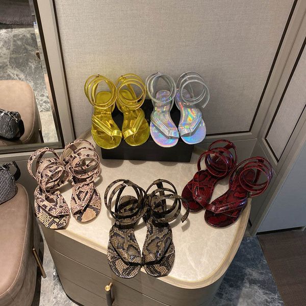 Sandales de designer pour femmes python imprimé sandales à bride à la cheville enroulées nouvelles chaussures plates de designer de luxe de mode Spiral Sandals tongs d'été