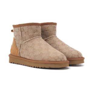 Designer Boots Womens Snowboot Warme klassieke mini enkel pluizige bont laarsjes Australië Platte hakken Luxe winterschoenen