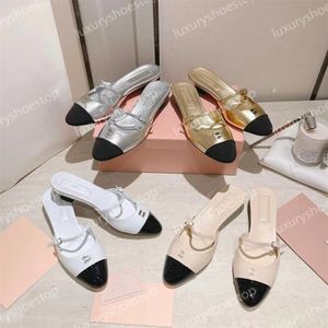 Femmes designer les pantoufles de boucle sandales d'été anti-glissages pantoufles de luxe pantoufles plates de luxe sandales de mode en lin chaussures de mode baotou pantoufles
