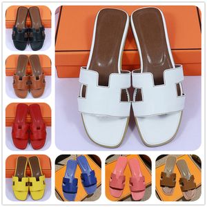 Zapatillas de diseñador para mujer, sandalias, sandalias, diapositivas, zapatos de mujer, clásico, piel de cordero, tacón plano, verano, moda perezosa, chanclas de cuero, playa sexy, sandalias negras Blanc