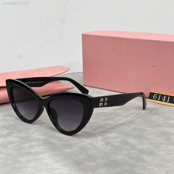 Gafas de sol de diseñador para mujer Classic MU Ojo de gato Diseño ovalado Foto de viaje al aire libre Casual 5 colores disponibles BMRU