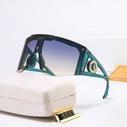 Diseñador de mujeres Gafas de sol Hombre siamés Gafas de sol Gafas de llama grande Protección UV Moda Lunettes de Soleil Gafas de playa Damas Gafas adumbrales con estuche