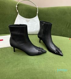 Vrouwenontwerpers Rois Monolith Boots Ankle Nylon Boot Real Leather Designer Winter Martin Enkled Pouch Attached Ankles 0852
