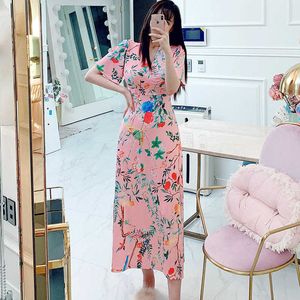 Femmes Élégante Robe coréenne Été Slim Slim Taille Femelle Fête Robes Design Floral Imprimé Vestidos 210529