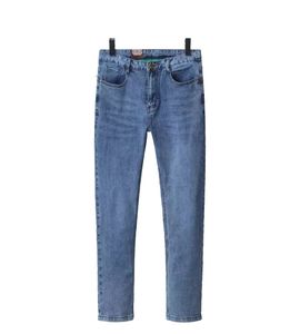 Mujeres en relieve clásico patrón de trébol de cuatro hojas Pantalones de mezclilla de mezclilla de mezclilla de mezclilla recta de lujo de lujo jeans de alta calidad pantalones de jean jean de jean primavera de primavera