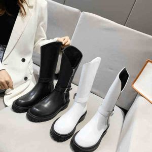 Botas de moda para mujer Botas de cuero delgadas y de pantorrilla Suela gruesa Invierno Cremallera media Negro Blanco Zapatos deportivos Tamaño botines para mujer 1210