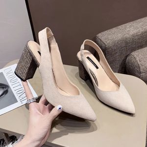 Bloc de couleur de mode pour femmes Broidered Pumps Dames Designer Brand Sandals Sheets en peau de mouton Point Toe High Heels Chaussures 2023 240322