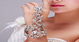 Vrouwen mode kristal Rhinestone armbandarm ketting bruiloft bruidshandschoen handketen sieraden luxe bruid pols armbanden7077196