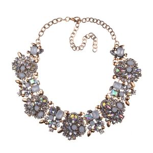 Femmes Bijoux De Mode Printemps Conception Décente Cristal Déclaration Collier Bijoux Lady Chokers Bib Collar