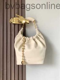 Vrouwen mode weeweelry originele designer tassen nieuwe squeeze schapenvacht tas ketting schouder dames top merk schouderbakken met logo