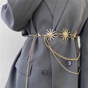 Femmes Fashion Metal Chain Belt Gold Silver étroit étroite Fringes Sun Pendant Hip High Taist Chain Female Robe Female Jeans