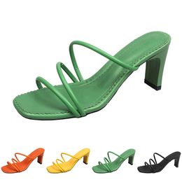 Femmes Fashion Slippers Sandals Heels Chaussures hautes gai triple blanc noir rouge jaune jaune brun couleur 68 906 739
