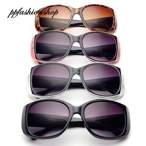 Femmes mode lunettes de soleil grand cadre plage lunettes de soleil marque concepteur été lunettes couleur transparente Ppfashionshop