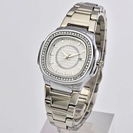 Women Fashion Watch Watch de haute qualité Watch Woman Woman Quartz Wristwatch Nouvelles montres en acier inoxydable Elegant Mujer Relojes 658659127002