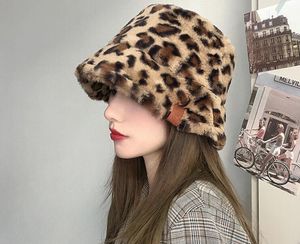 Femmes fausse fourrure seau chapeaux vache imprimer peluche velours chaud Panama chapeau pêcheur chapeaux vacances casquette GC649