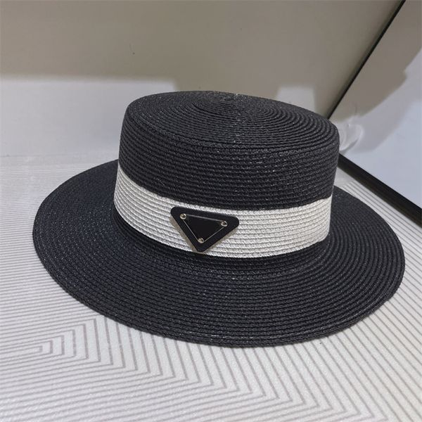 Femmes Flat Top Hat Couleur Correspondant Chapeaux De Paille Évident Marque Triangle Logo Quatre Couleurs Élégant Bord De Mer Porter Accessoires Assortis Seau Cap