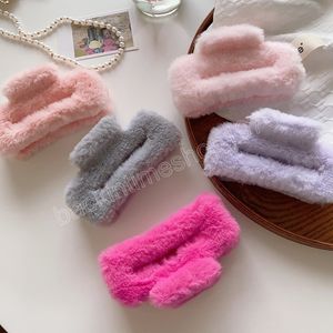 Vrouwen Fluffy Grab Clip Haarspeld Pluche Kleurrijke Haarklauw Nepbont Vierkante Haarclip Achterkant van het hoofd Clip Haaraccessoires