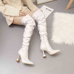 Femmes fourrure bottes d'hiver pour les femmes à long terme talons fins têtes pointues blanc haut genou jambes minces vin tasse talon