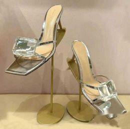 Femmes détails de pierres précieuses mules pantoufles sandales 8,5 cm talons aiguilles en cuir verni talon haut Muller chaussures minerai décorer femmes sandales de créateurs de luxe