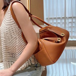 Bolso de hombro de cuero genuino para mujer, diseñador de marca de lujo, patrón Litchi, 26cm, bolsos de mano de cuero suave Togo para mujer, monederos y bolsos con bolas de masa herrajes dorados 2539