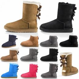 Femmes Filles Designer Chaussures Bottes En Plein Air Cheville Botte De Neige Fourrure En Cuir Châtaigne Bleu Nuit Noir Gris Plate-forme D'hiver Chaussons Baskets Baskets 36-41 Y7yj #