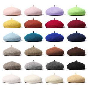 Femmes Filles Hiver Chaud Faux Laine Béret Artiste Français Bonnet Chapeau Casquette Rouge Noir Violet Rose Orange Kawaii Flat Top casquettes Warmers J220722