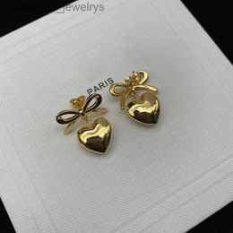 Femmes Gold Stud Earring Designer Bijoux Luxury Marque Heart Studs For Womens Lettre C Boucles d'oreilles Silver Pendants Hoops Fashion Premium Box