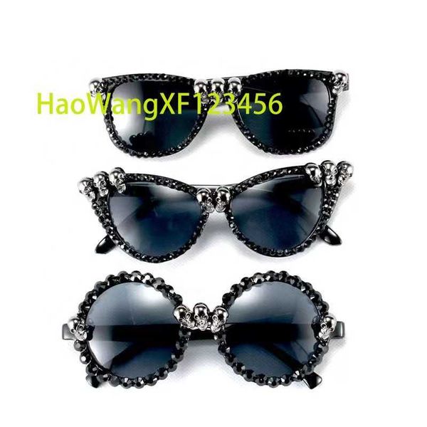 Femmes Gothic Black Cat Eye Skull Sunglasses Sunshes Rhingestone Magnifique Cateye Medames Round Glêmes de soleil Eyewear Vintage