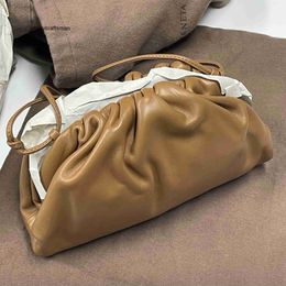 Dames handtas Botteg Venet Pouch Bean Mini handtas Cloud Bag Bruin