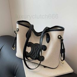 Sac à main pour femmes CE Bodet Sac de messager Sac de messager Designer CEL Canvas Split Cuir Cow Hide a un beau sac fourre-tout Womens Premium 2024 New Zipper Fash OKJ4