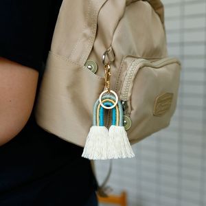 femmes fait à la main Boho arc-en-ciel pompon porte-clés sac pend or porte-clés mode bijoux cadeau volonté et cadeau de sable