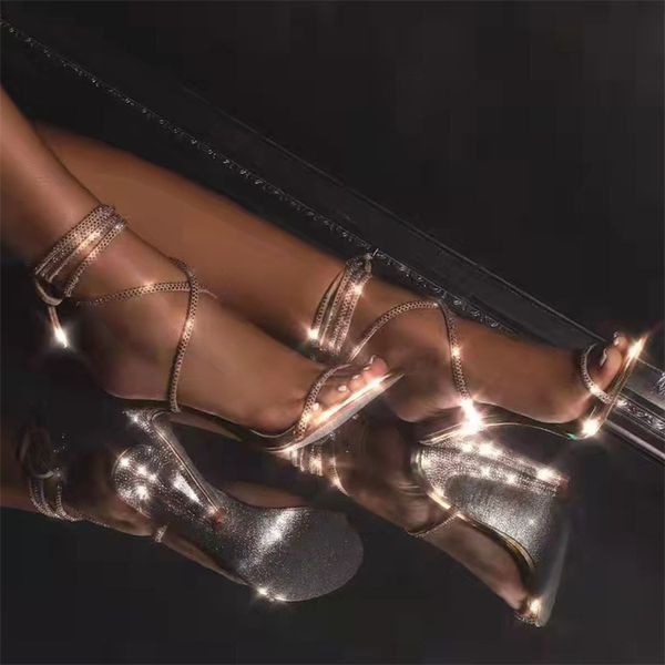 Femmes talon sandales strass talons hauts été européen et américain grande taille sandales sangle romaine bout ouvert Sexy mode