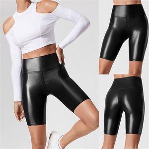 Vrouwen hoge taille faux lederen shorts sexy slanke solide zwarte zomer korte broek casual mode elastisch elastisch pu 220622